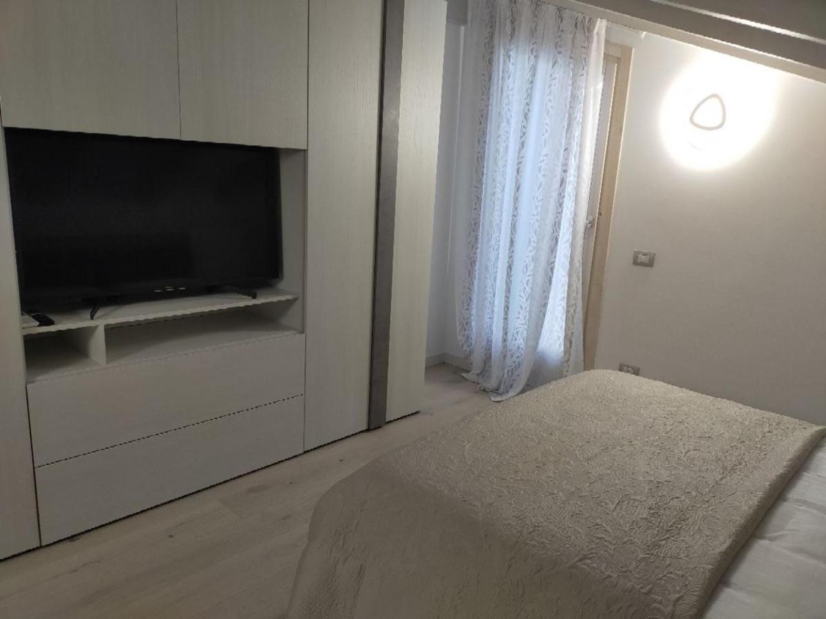 Sweet Dream Deluxe Apartment 西尔米奥奈 外观 照片