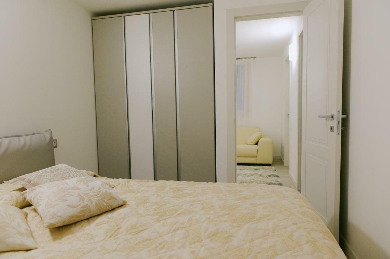 Sweet Dream Deluxe Apartment 西尔米奥奈 外观 照片