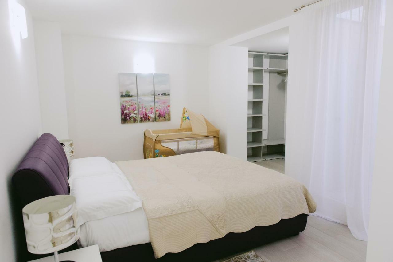 Sweet Dream Deluxe Apartment 西尔米奥奈 外观 照片