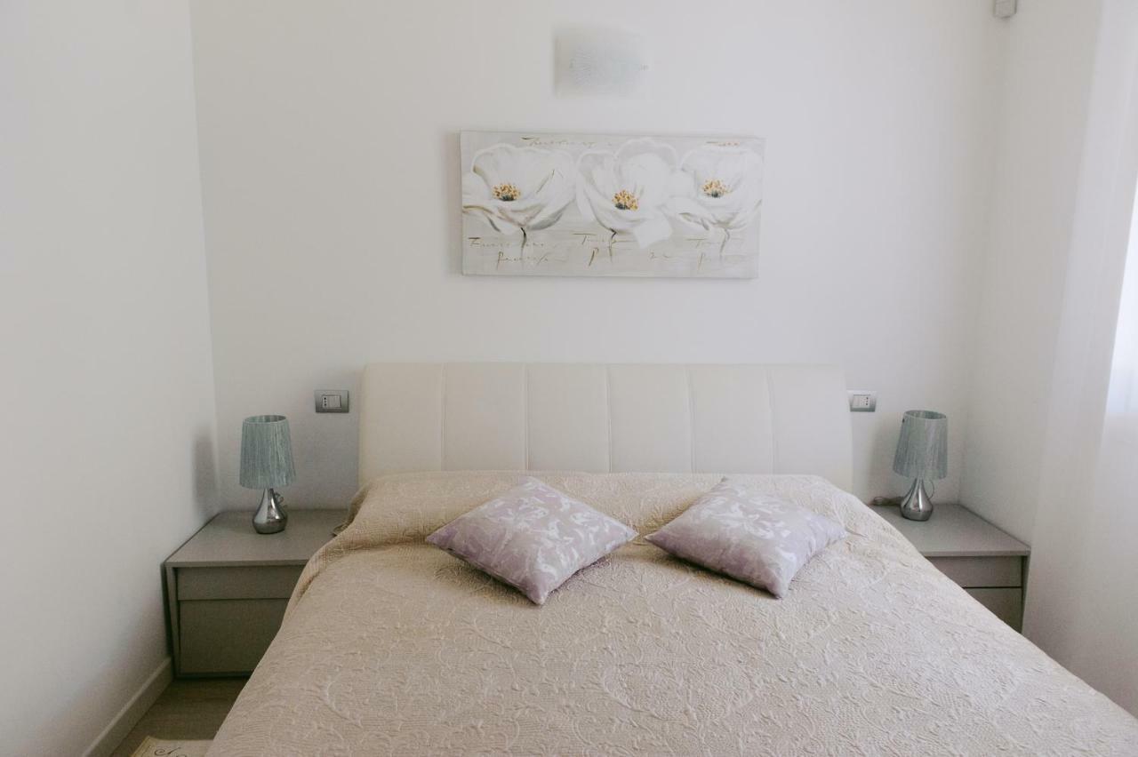 Sweet Dream Deluxe Apartment 西尔米奥奈 外观 照片
